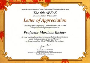 Urkunde für Invited Lecture beim 6. Kongress der asiatischen Föderation der Fußgesellschaften